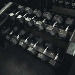 Pogumovaná litinová činka HEX 7,5 kg - UpForm